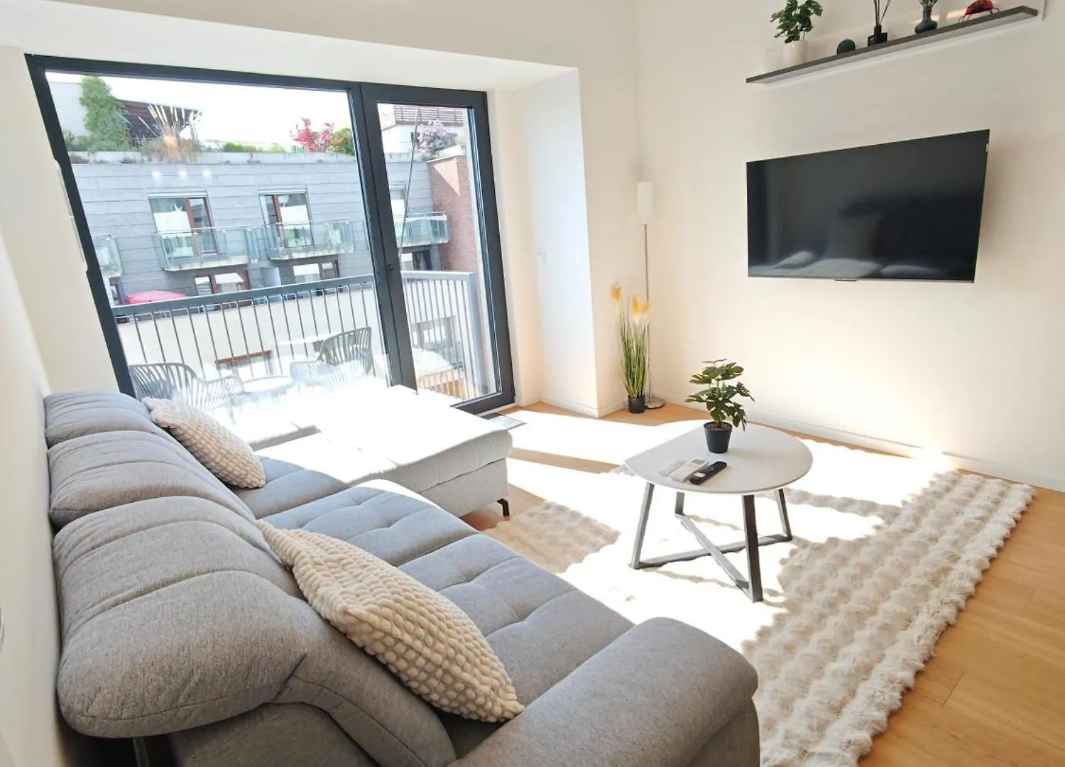 Holesovice Retreat, Balcony, Air-Con And Secure Parking Lejlighed Prag
